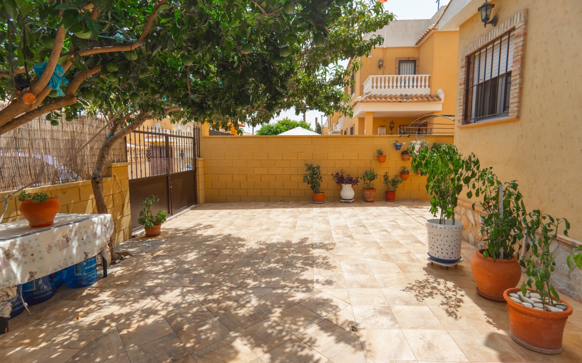 Resale - Townhouse - Ciudad Quesada