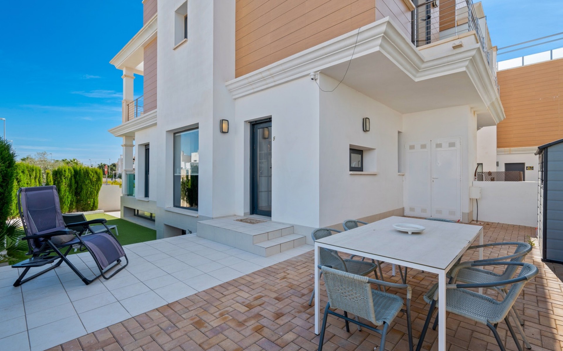 Resale - Townhouse - Ciudad Quesada