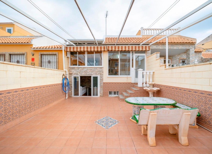 Resale - Townhouse - Ciudad Quesada
