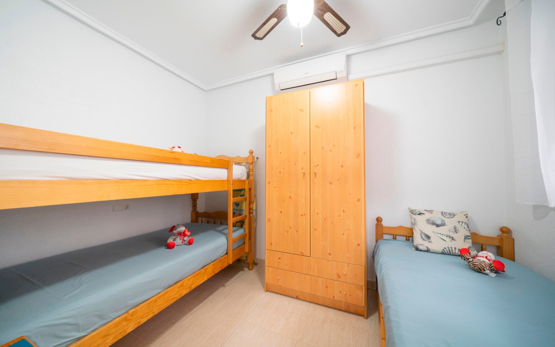 Resale - Townhouse - Ciudad Quesada