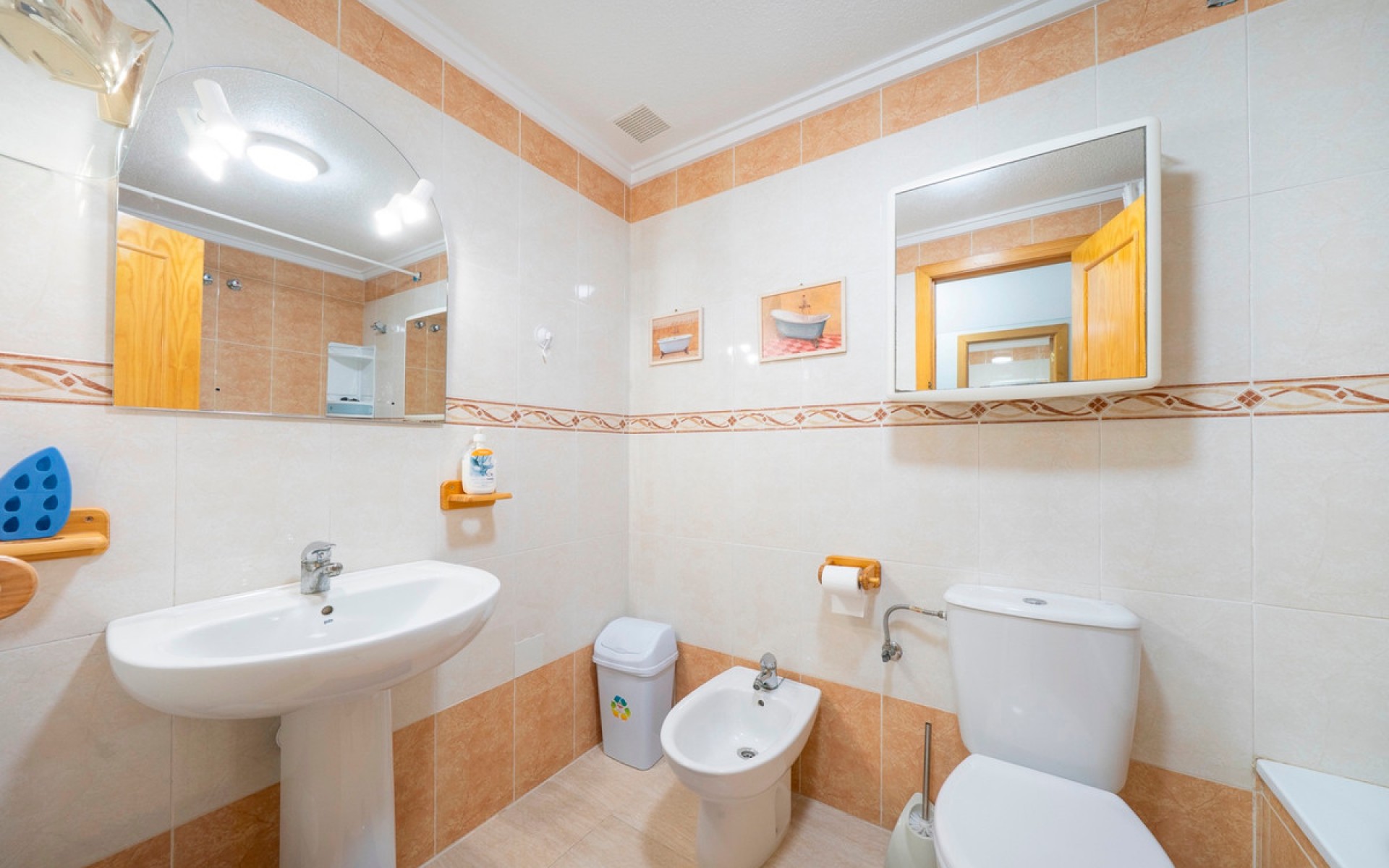 Resale - Townhouse - Ciudad Quesada