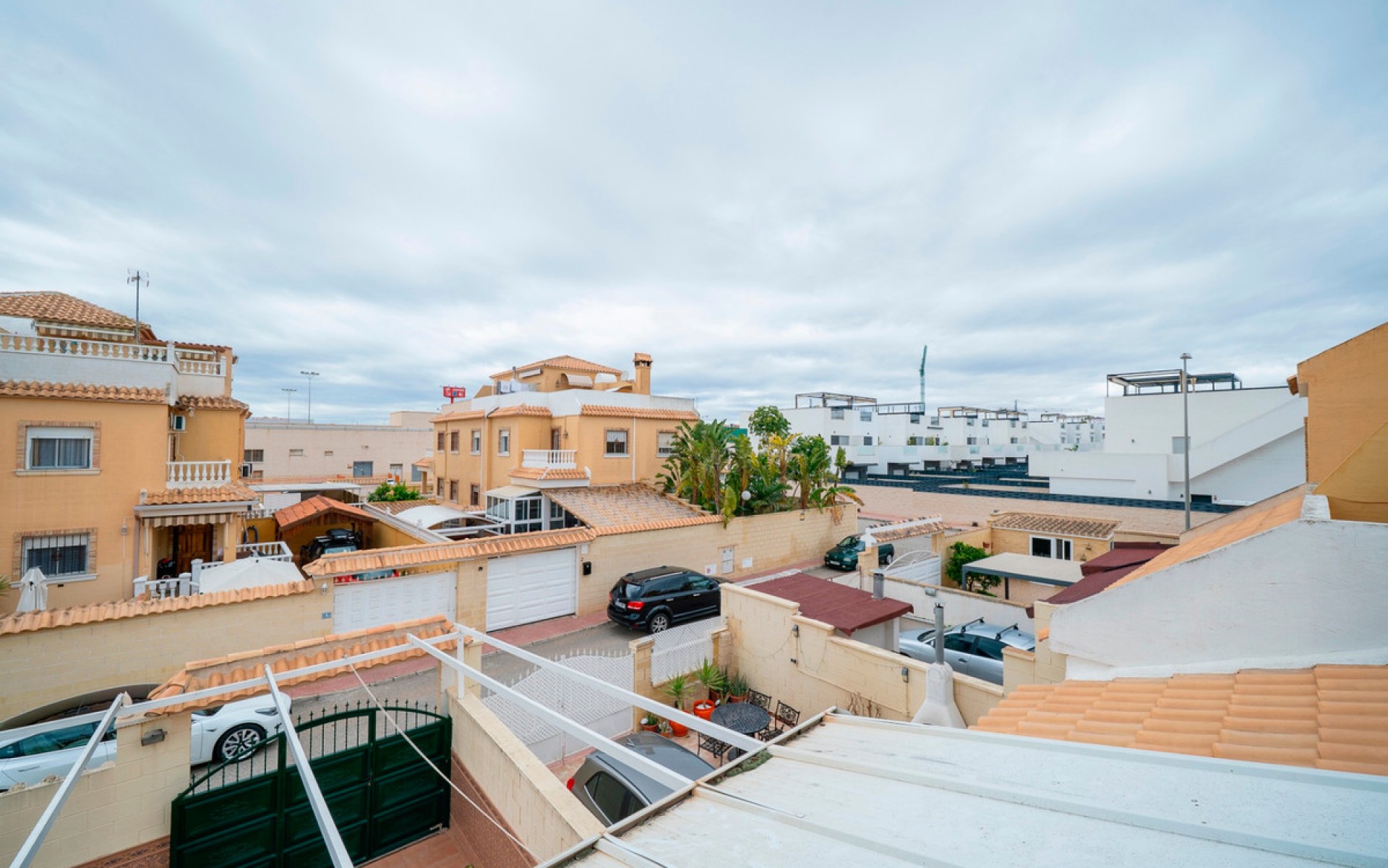 Resale - Townhouse - Ciudad Quesada