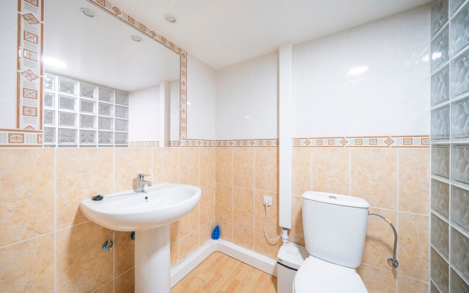 Resale - Townhouse - Ciudad Quesada