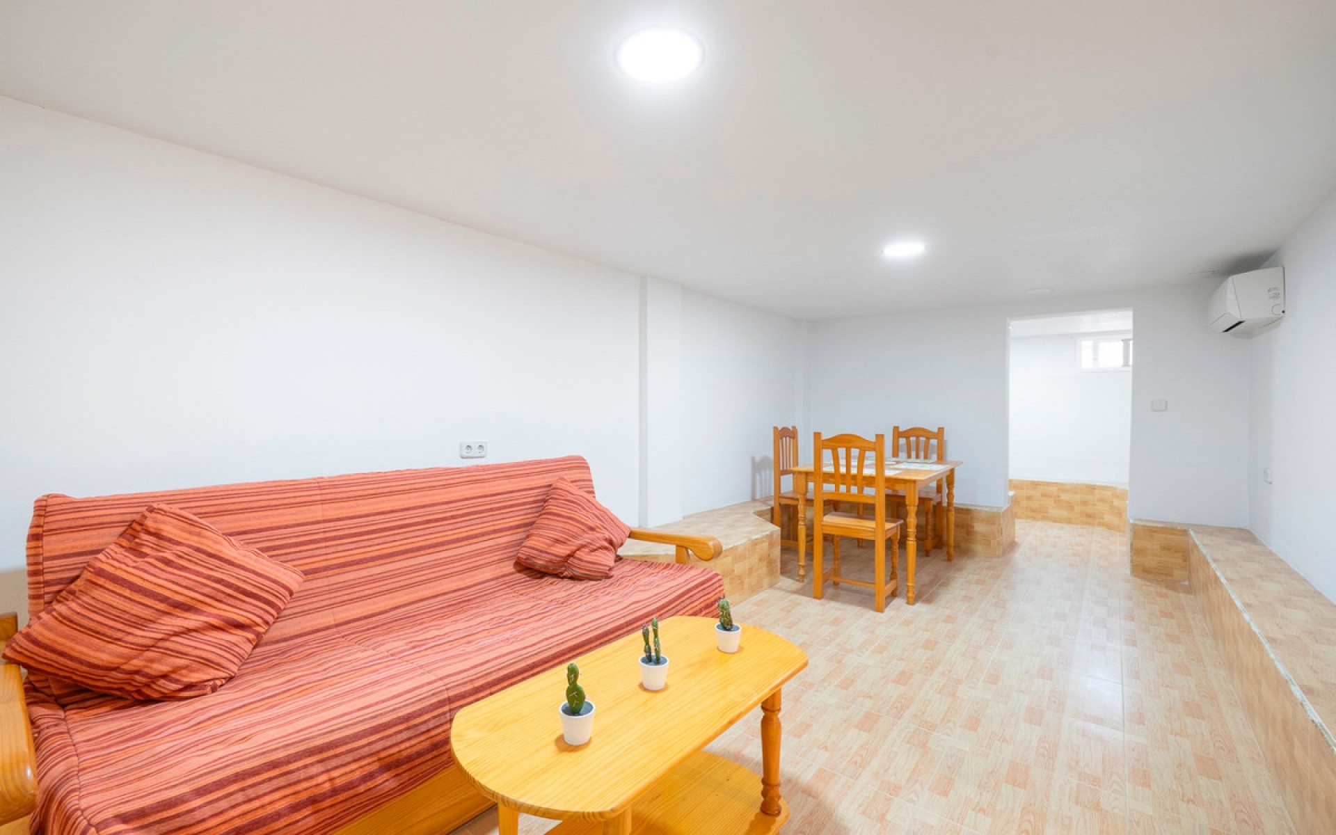 Resale - Townhouse - Ciudad Quesada