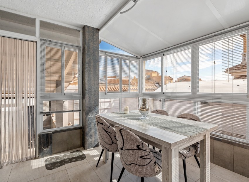 Resale - Townhouse - Ciudad Quesada