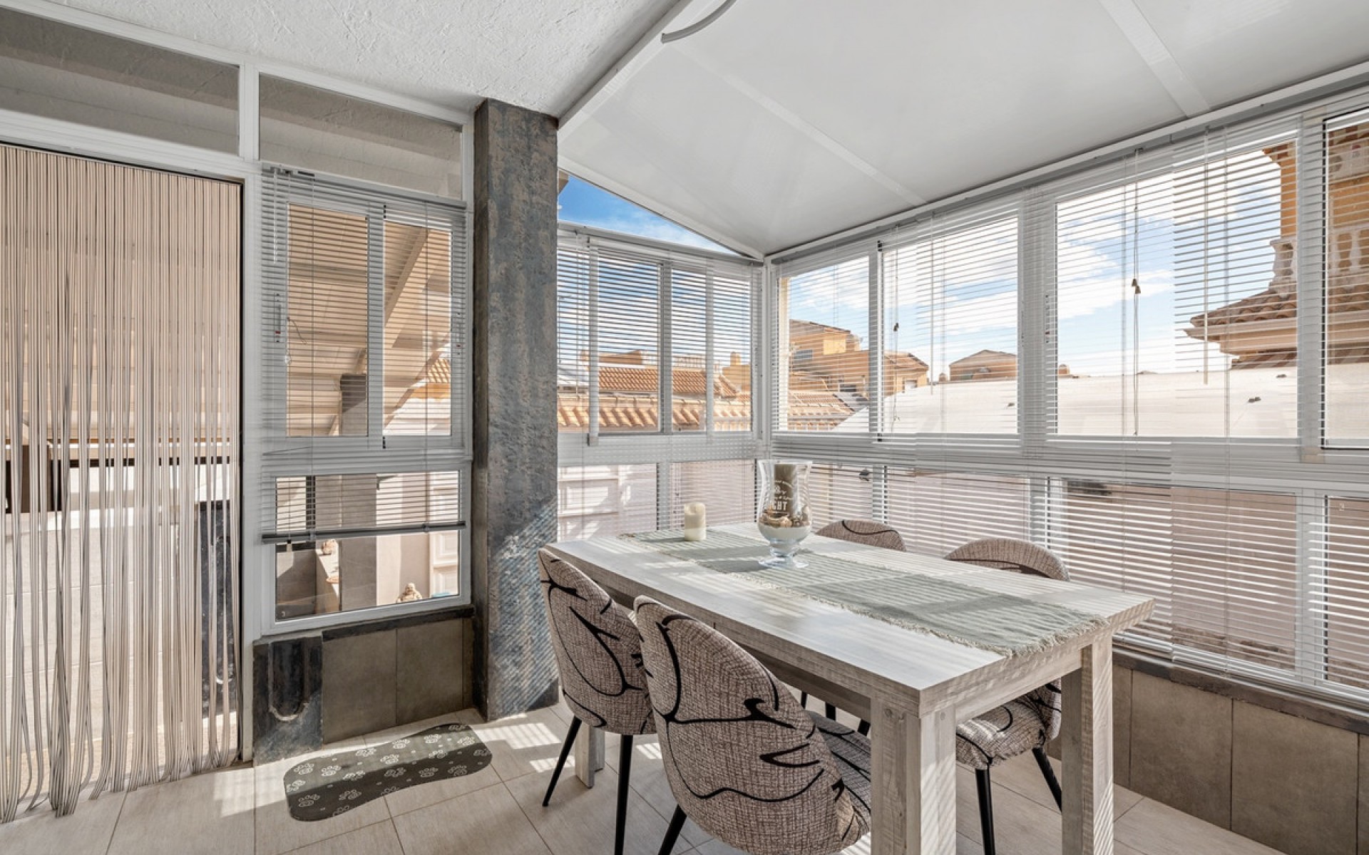 Resale - Townhouse - Ciudad Quesada