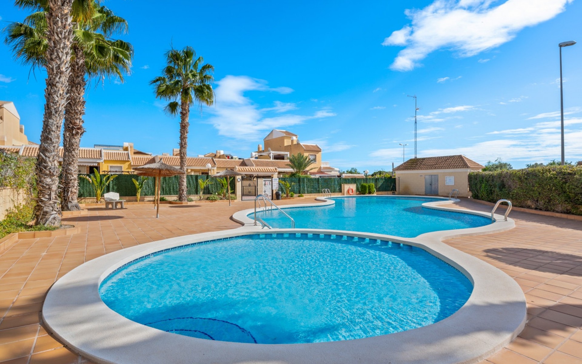 Resale - Townhouse - Ciudad Quesada