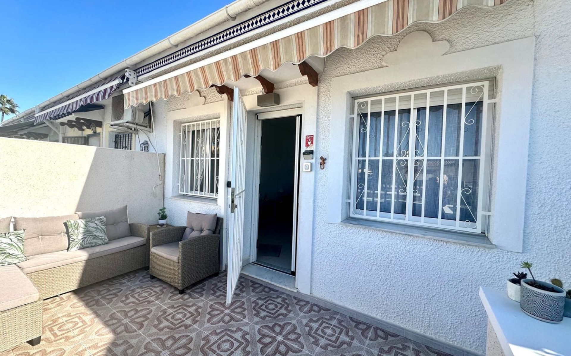 Resale - Townhouse - Ciudad Quesada