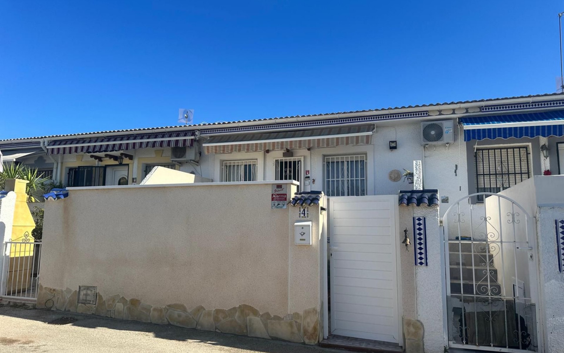 Resale - Townhouse - Ciudad Quesada