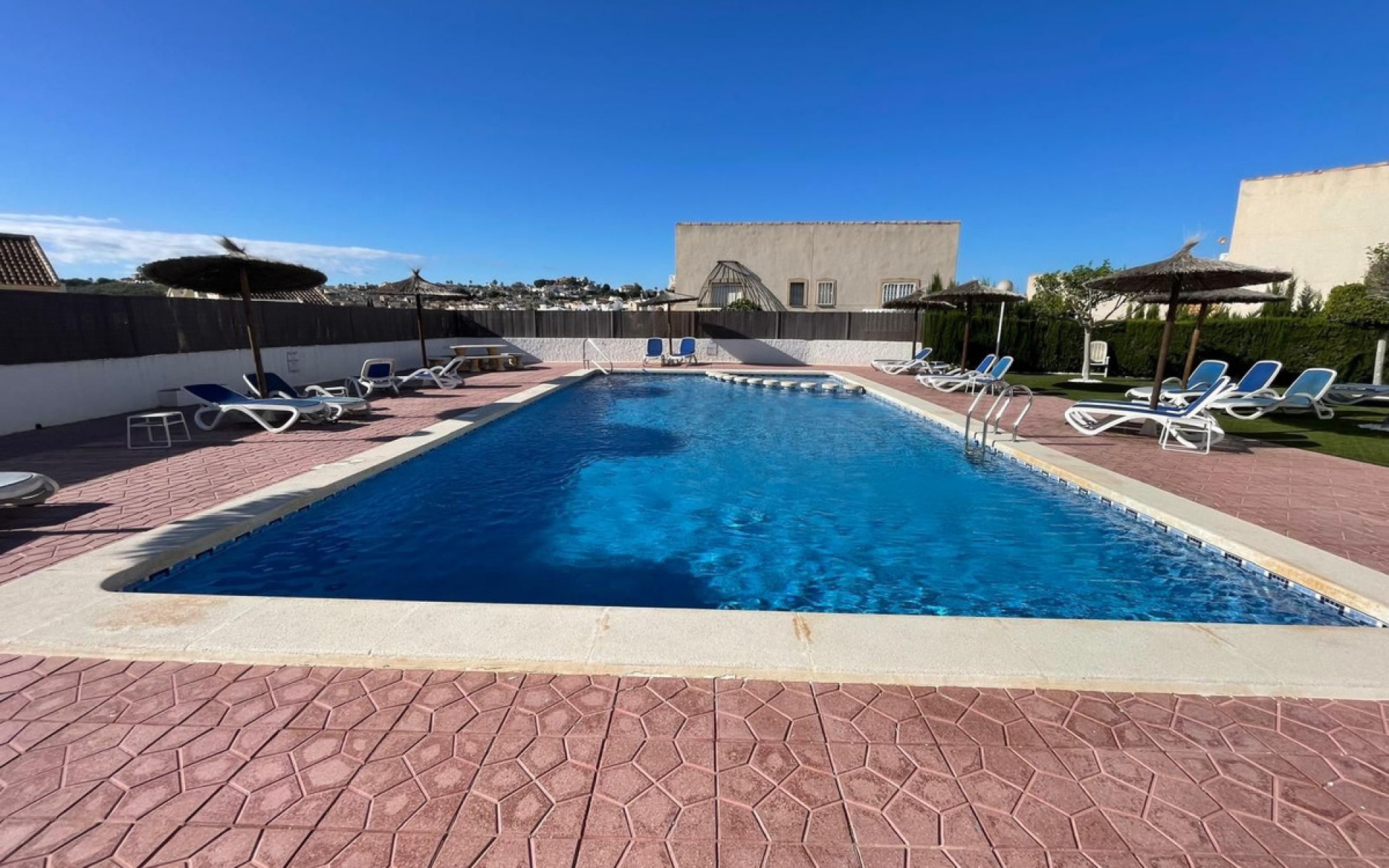 Resale - Townhouse - Ciudad Quesada