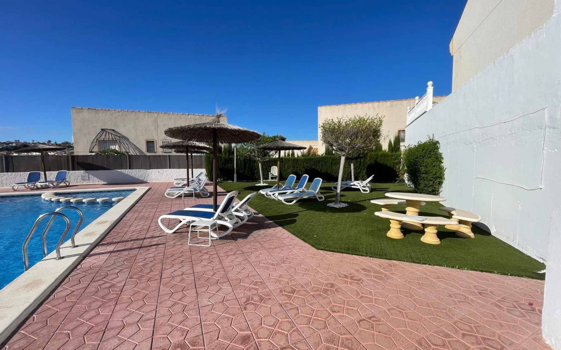 Resale - Townhouse - Ciudad Quesada