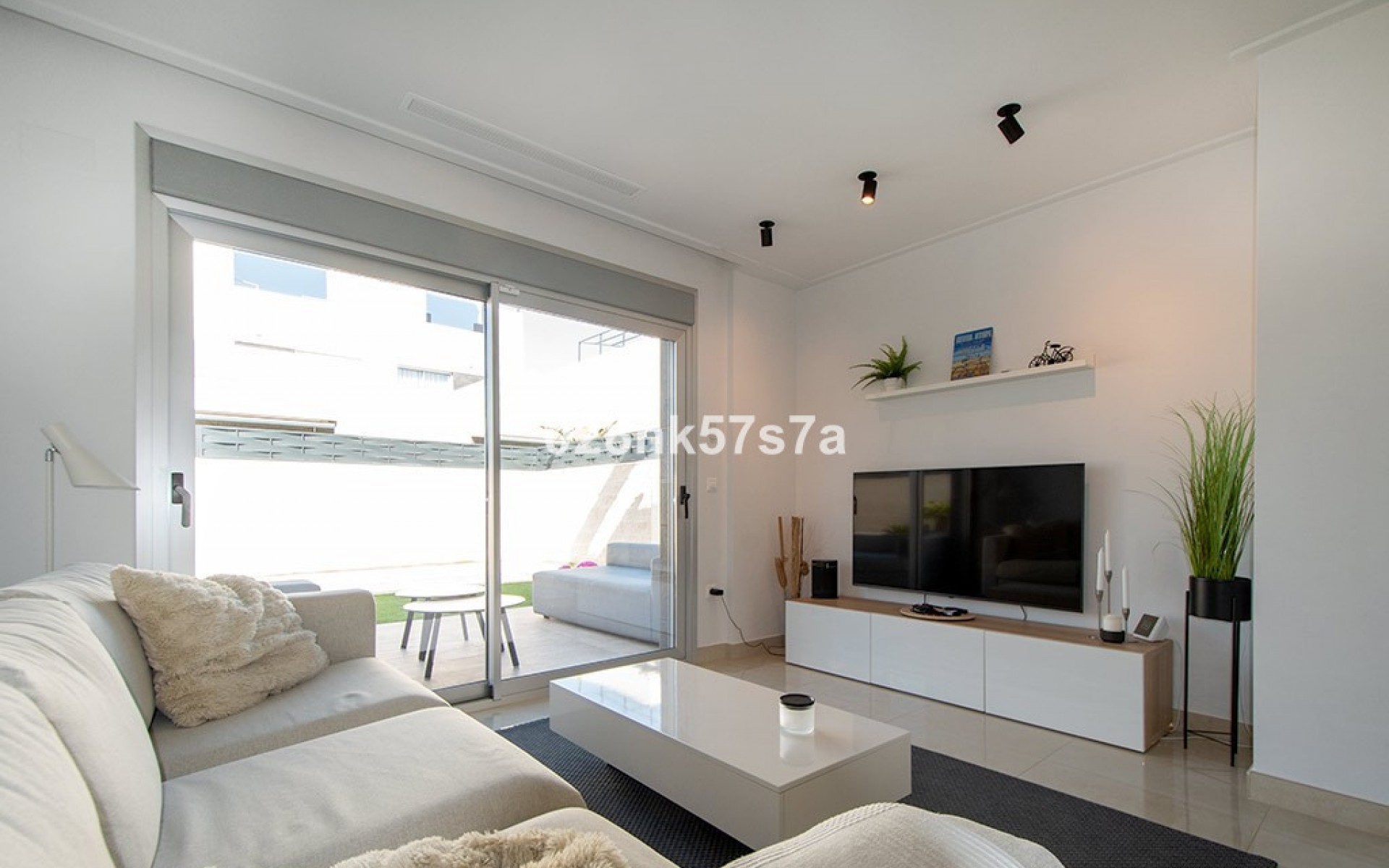 Resale - Townhouse - Ciudad Quesada