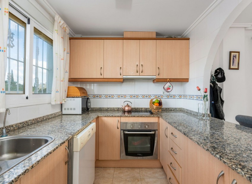 Resale - Townhouse - Ciudad Quesada