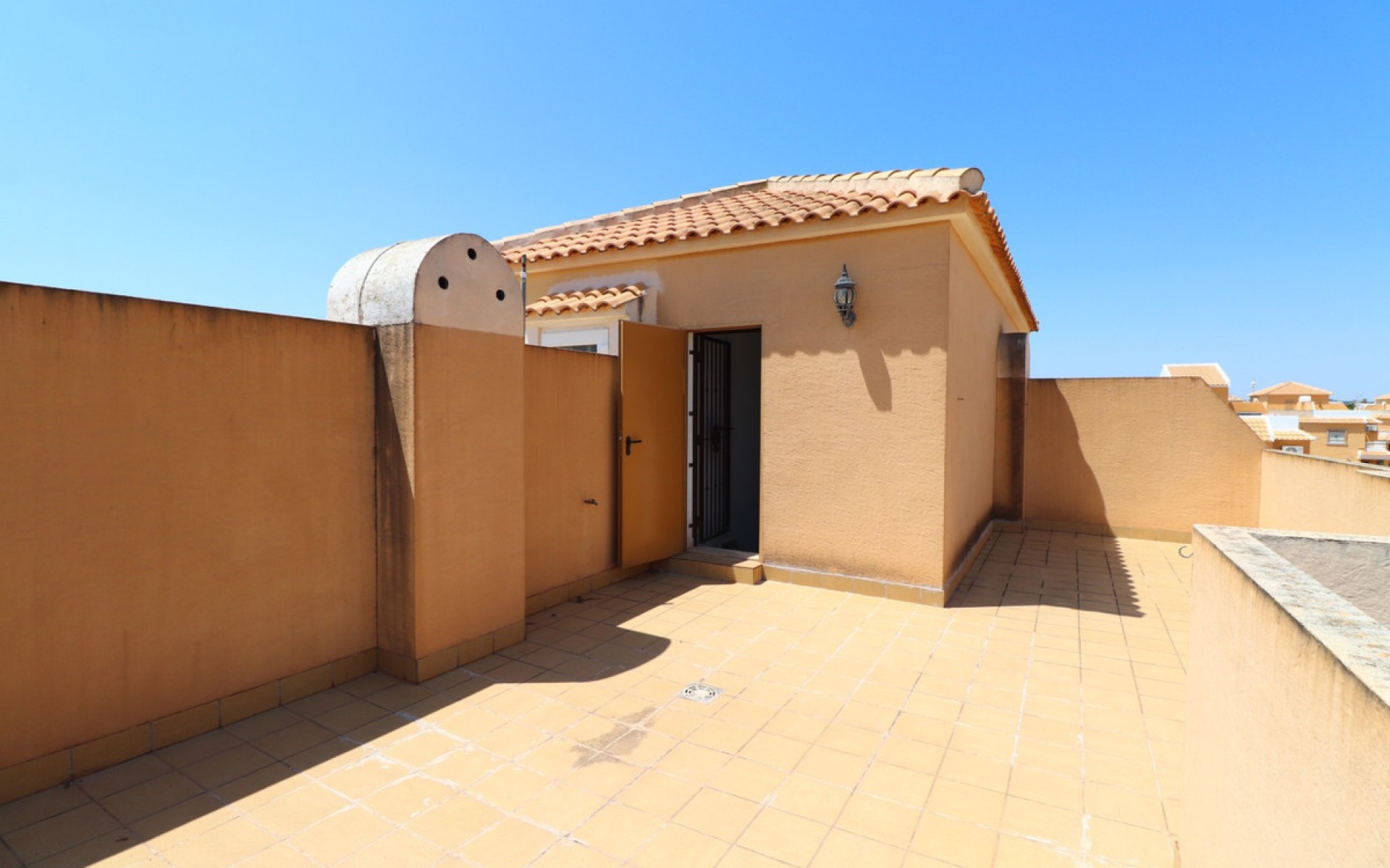 Resale - Townhouse - Ciudad Quesada