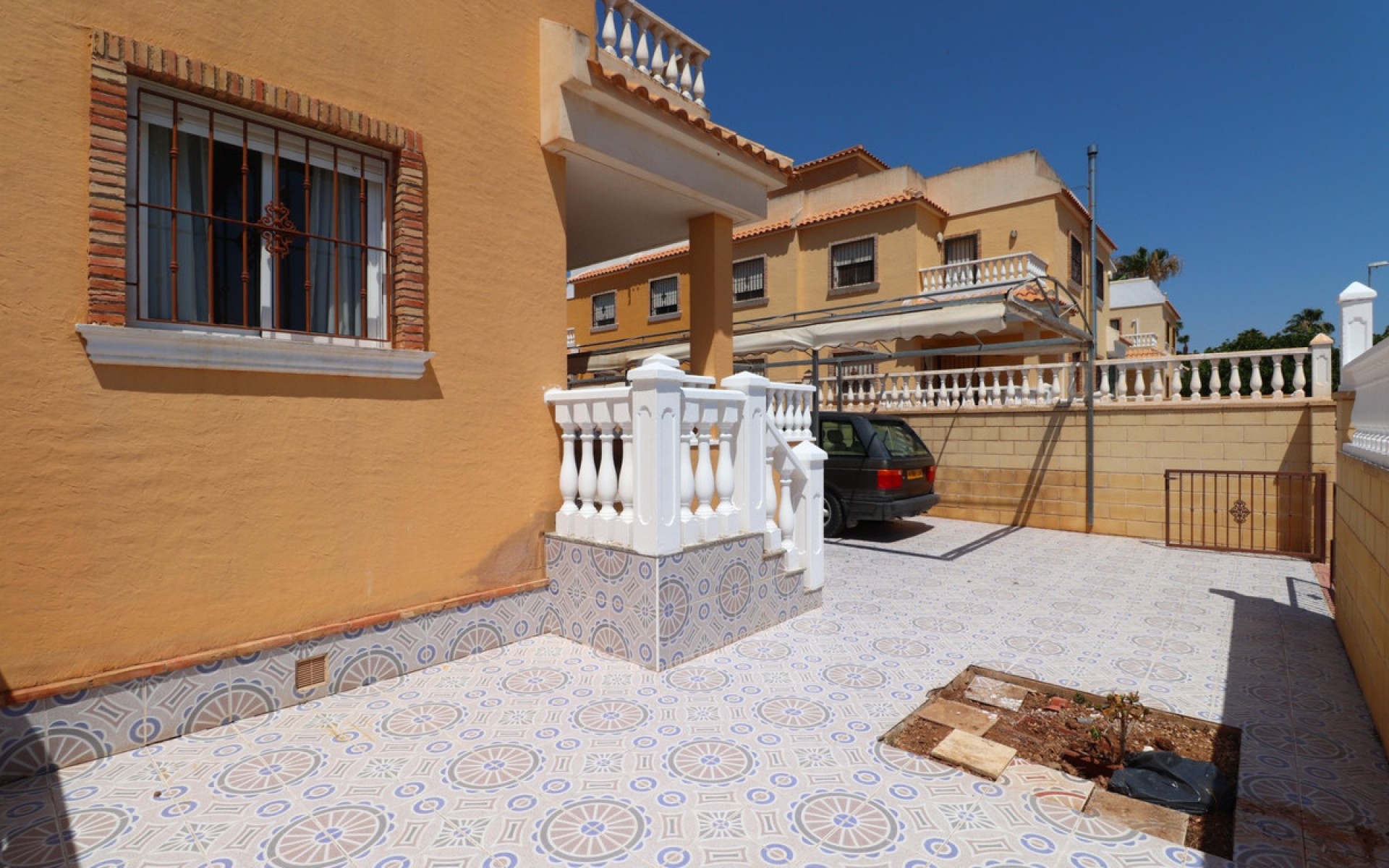 Resale - Townhouse - Ciudad Quesada