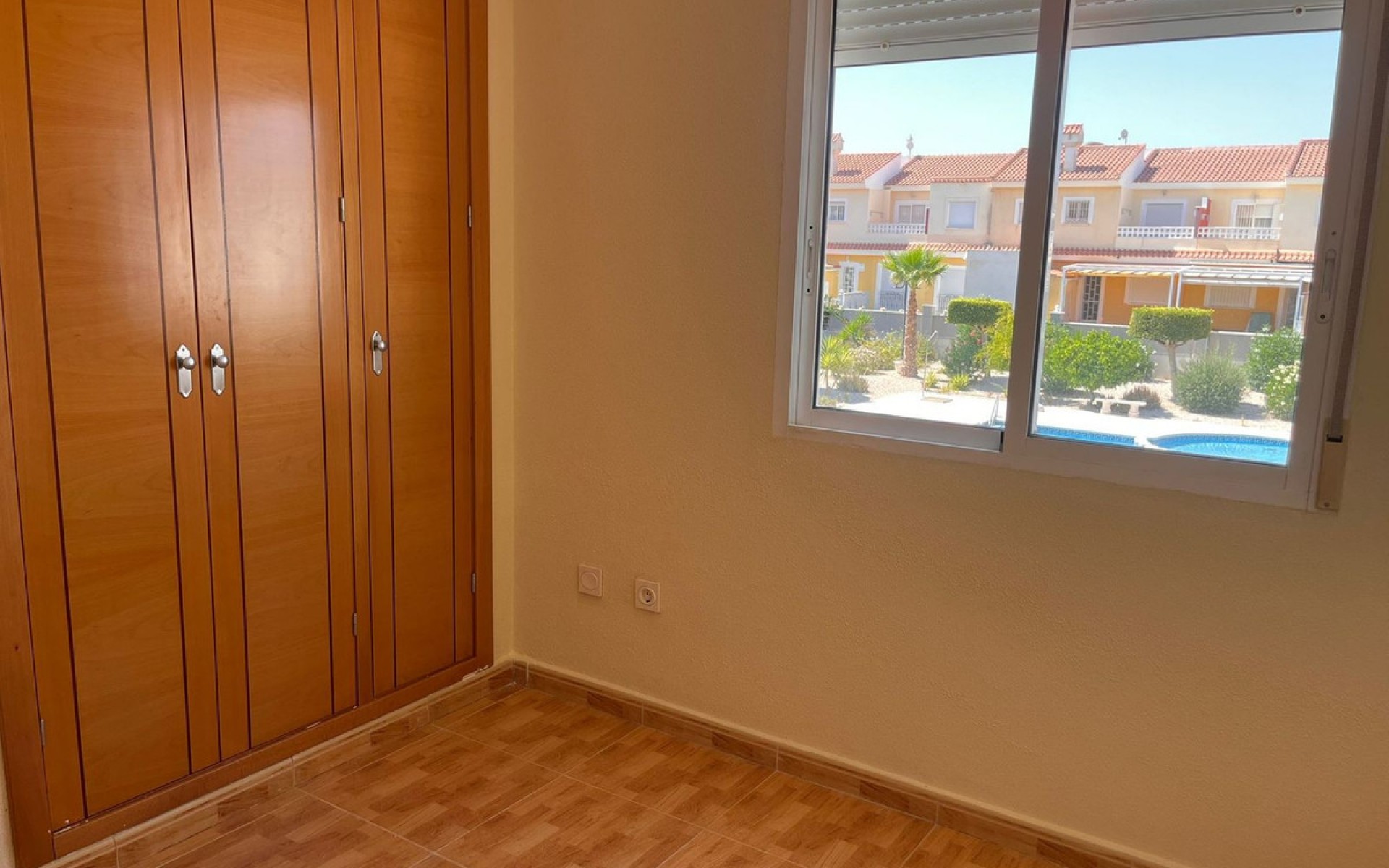 Resale - Townhouse - Ciudad Quesada