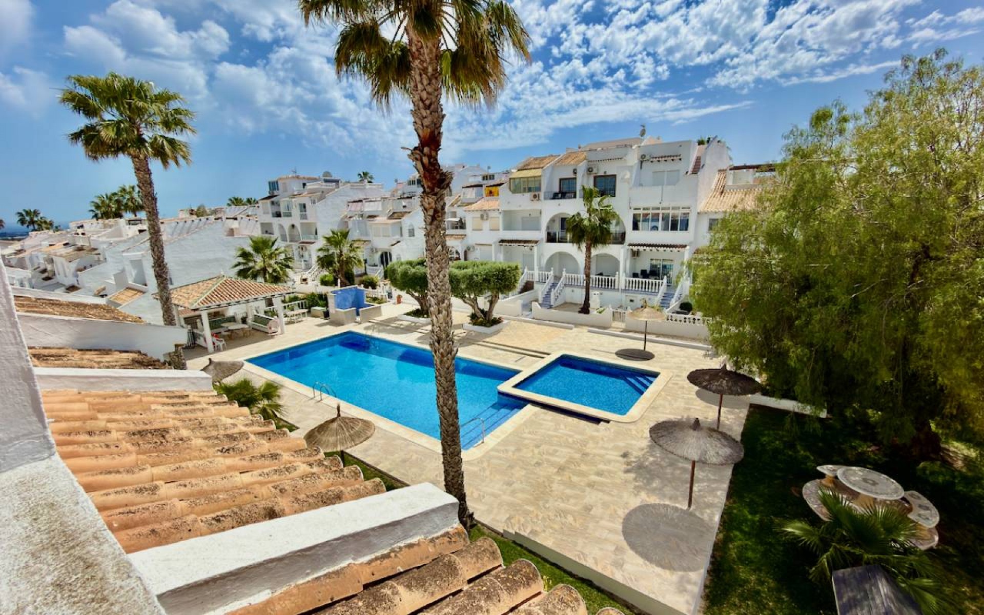 Resale - Townhouse - Ciudad Quesada
