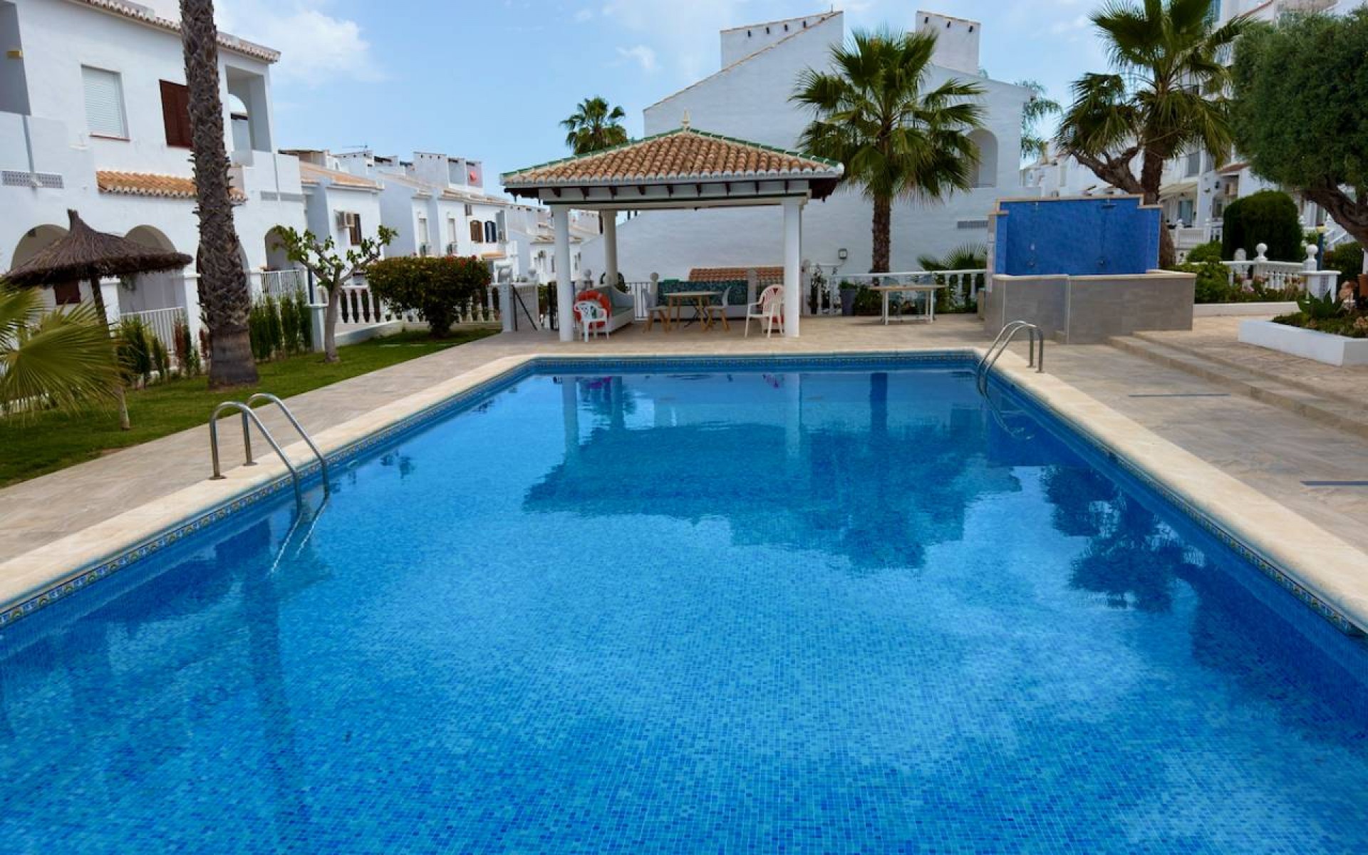 Resale - Townhouse - Ciudad Quesada