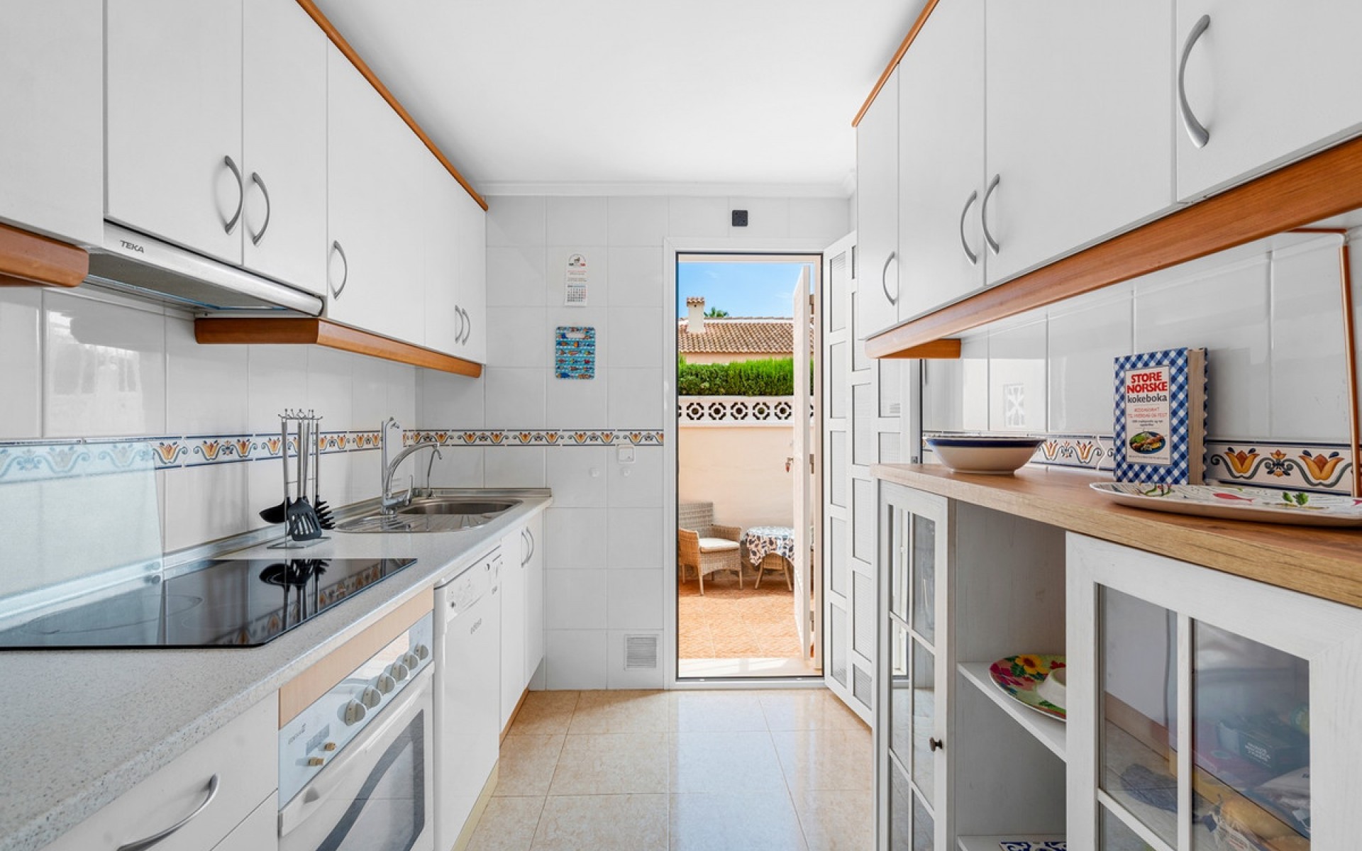 Resale - Townhouse - Ciudad Quesada