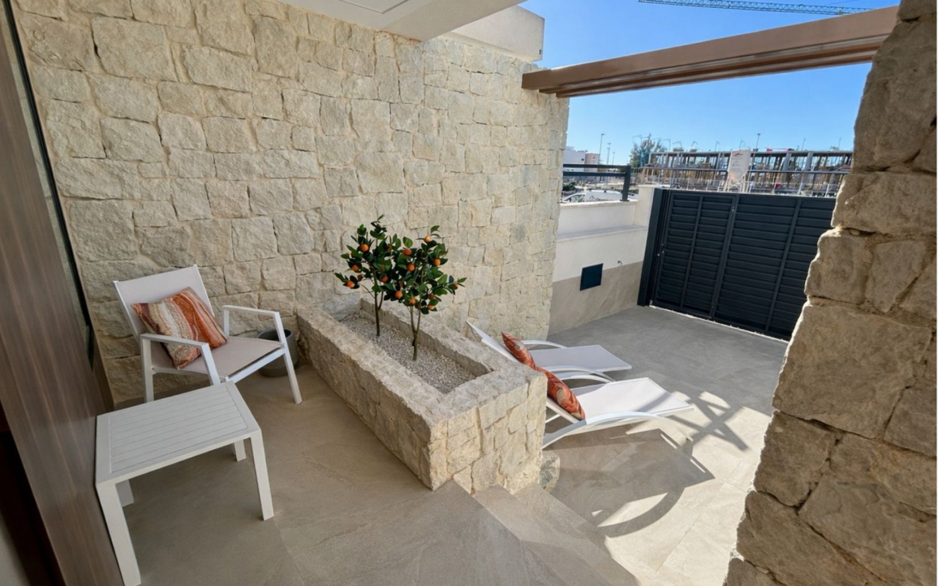 Resale - Townhouse - Dolores - Dolores Centro