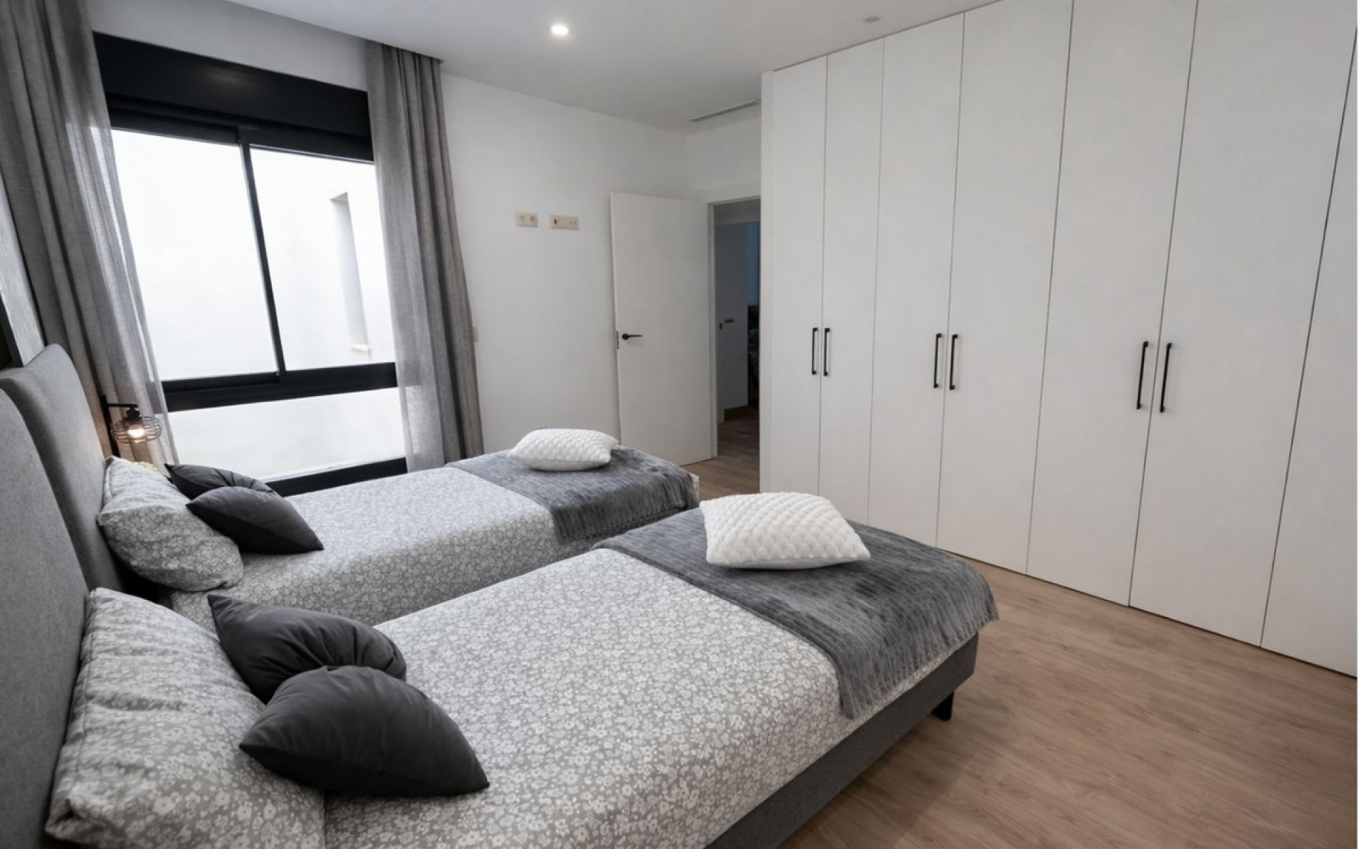 Resale - Townhouse - Dolores - Dolores Centro