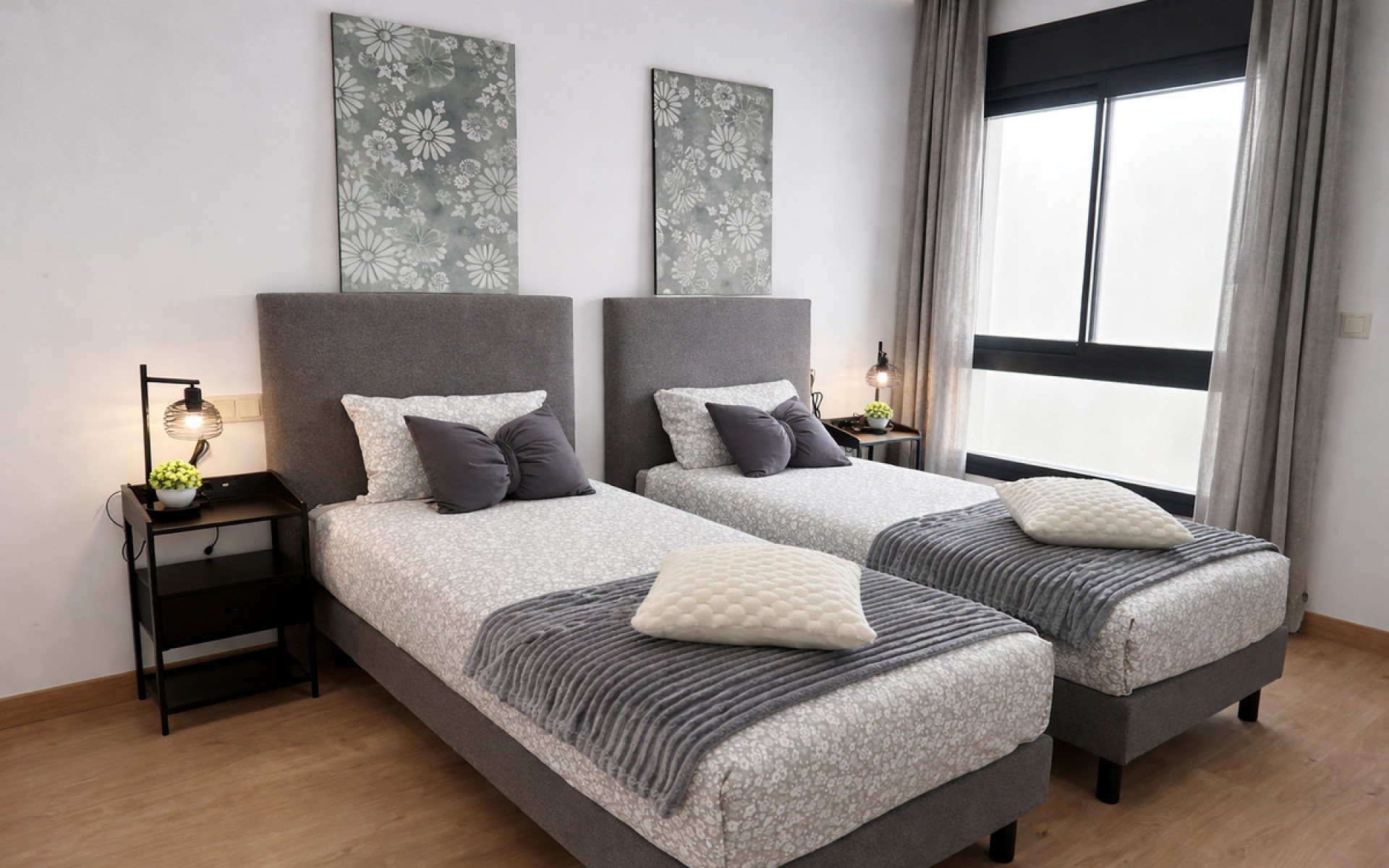 Resale - Townhouse - Dolores - Dolores Centro