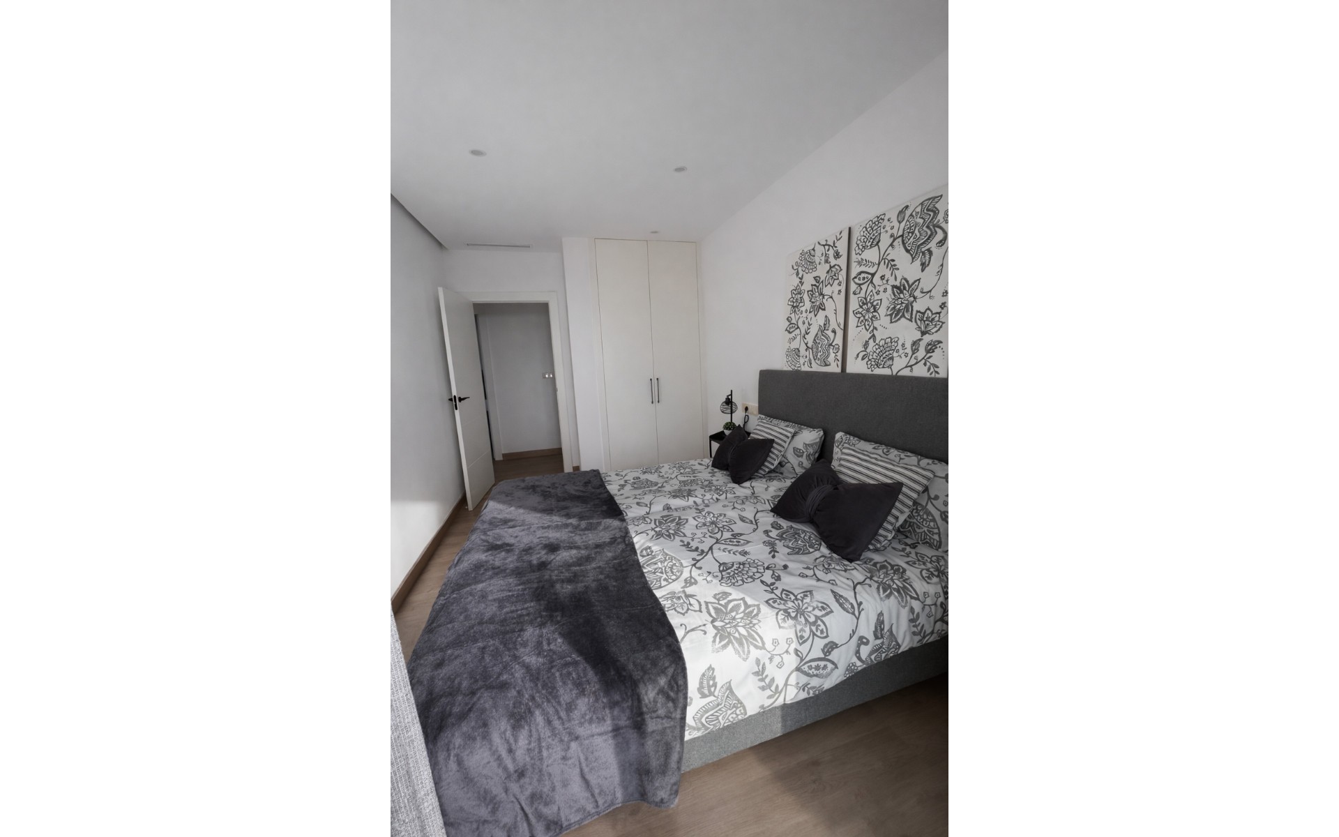 Resale - Townhouse - Dolores - Dolores Centro