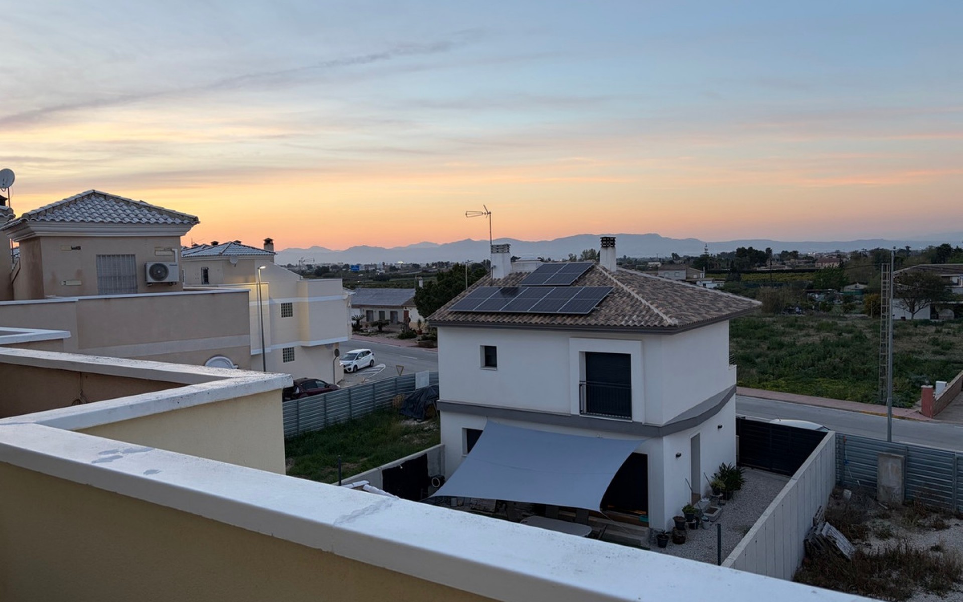 Resale - Townhouse - Heredades - Heradades