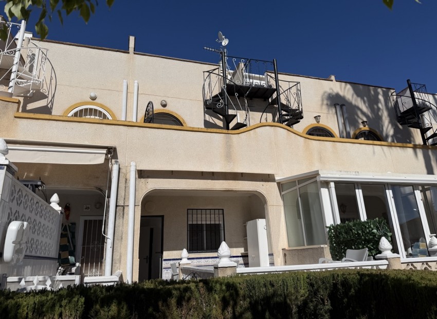 Resale - Townhouse - La Florida