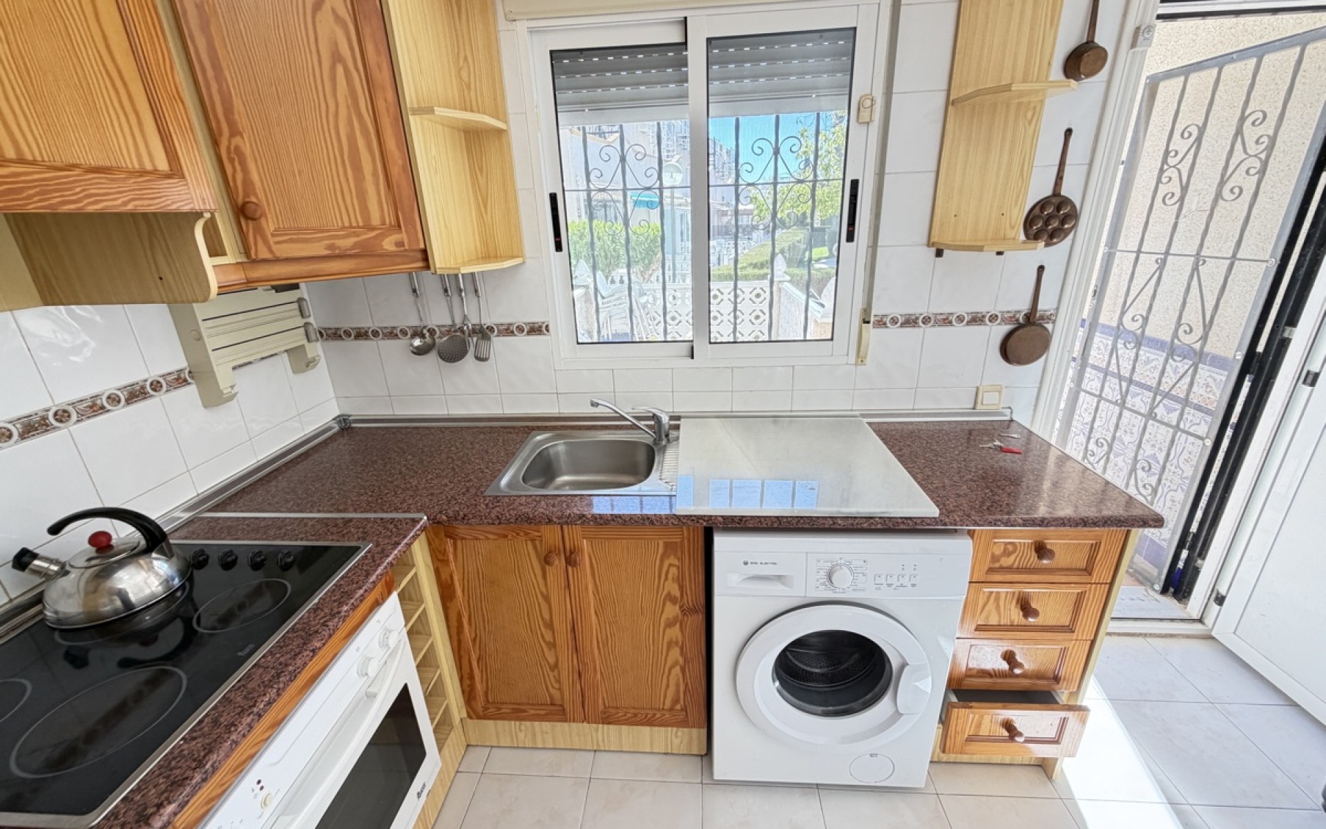 Resale - Townhouse - La Florida