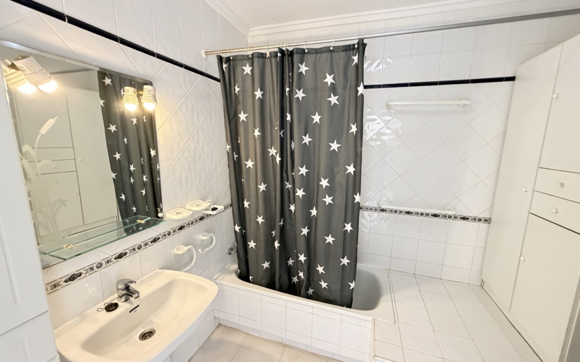 Resale - Townhouse - La Florida