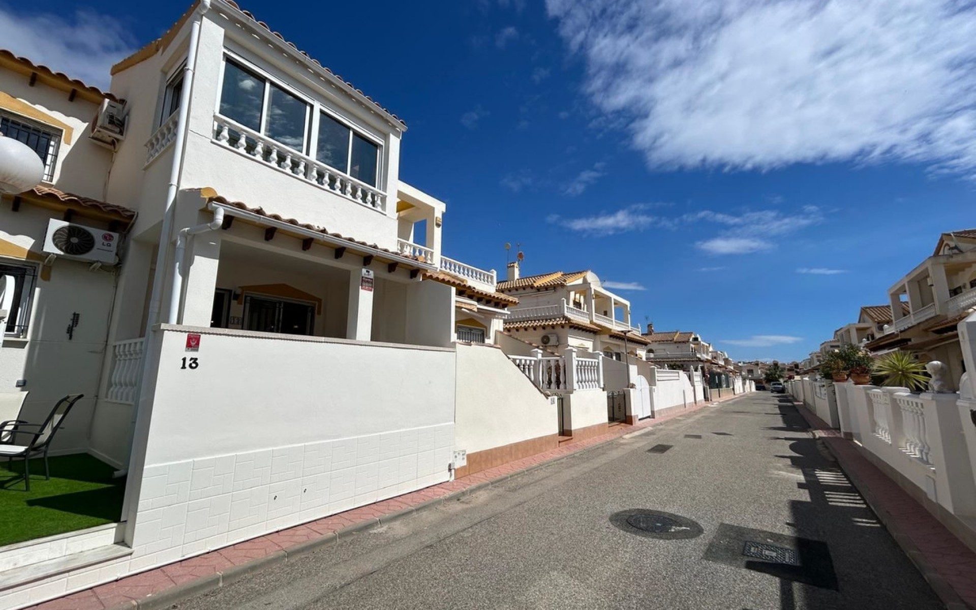 Resale - Townhouse - La Florida