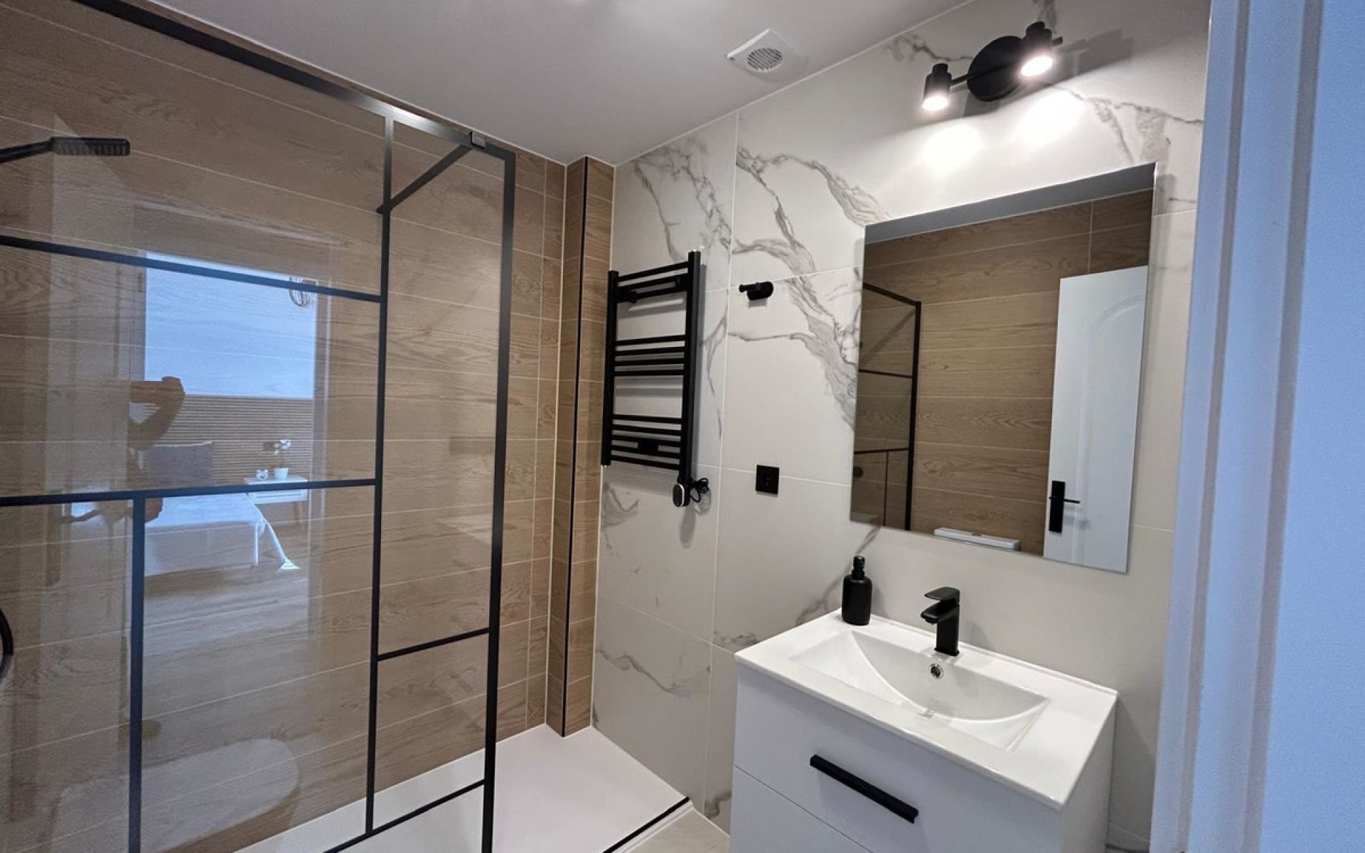 Resale - Townhouse - La Florida