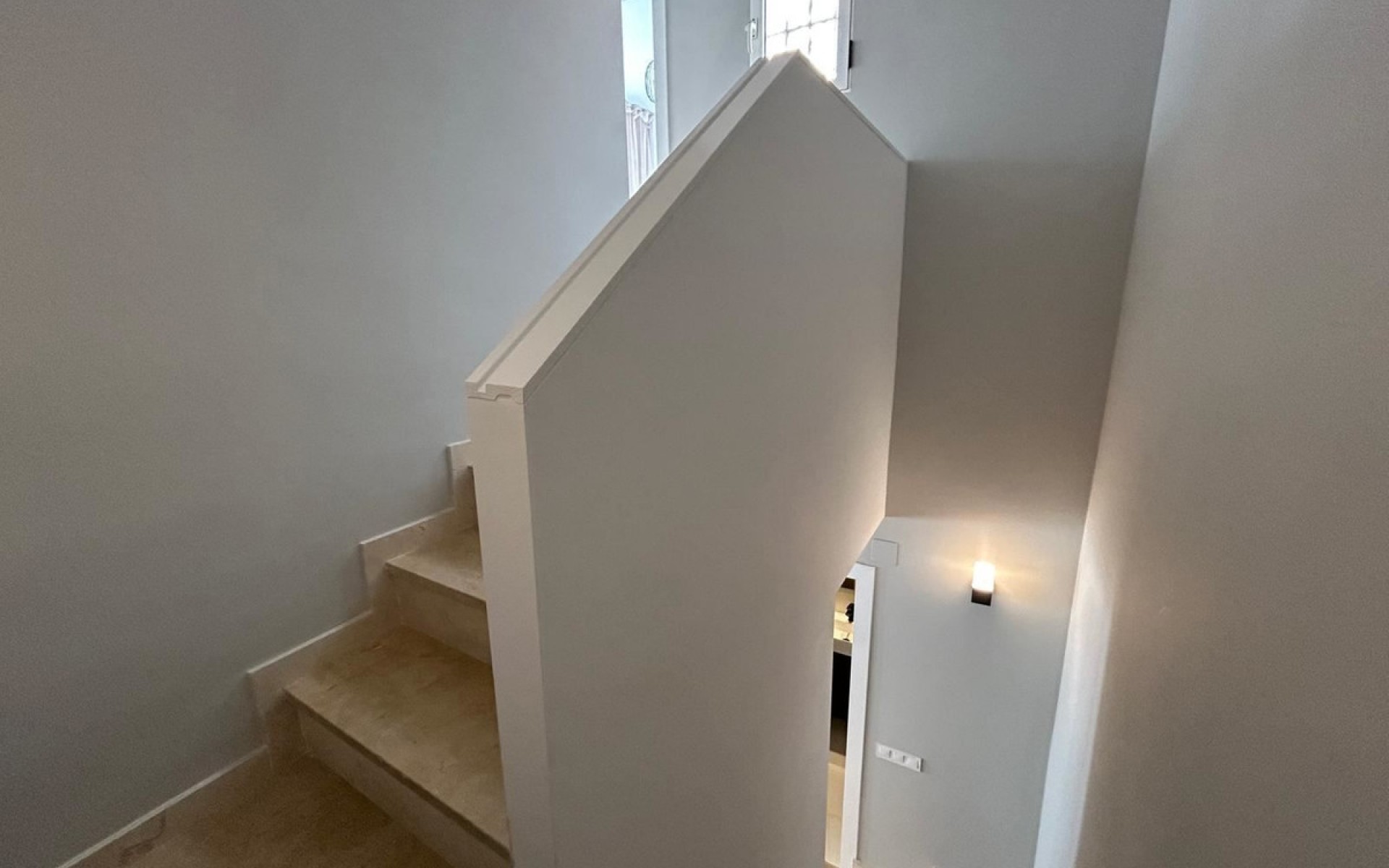 Resale - Townhouse - La Florida