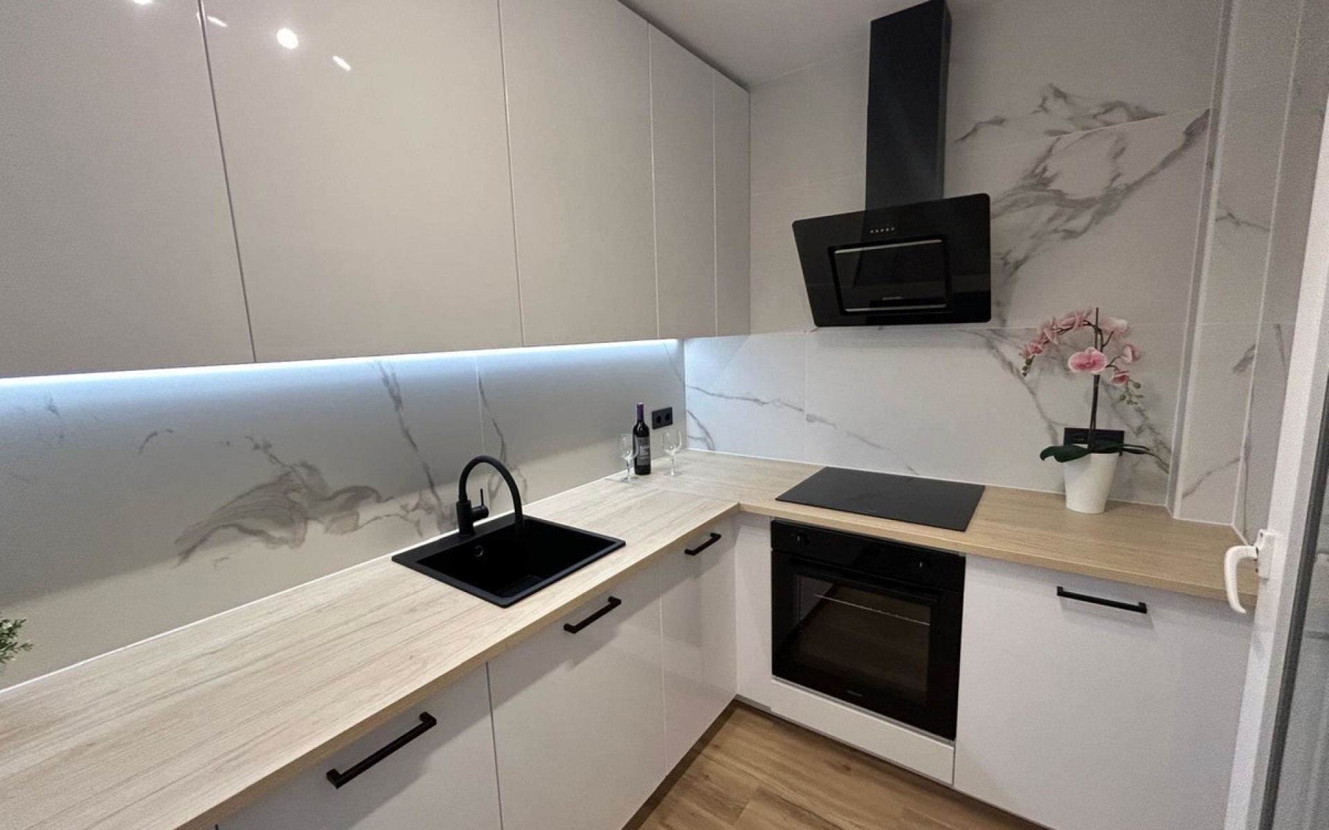 Resale - Townhouse - La Florida