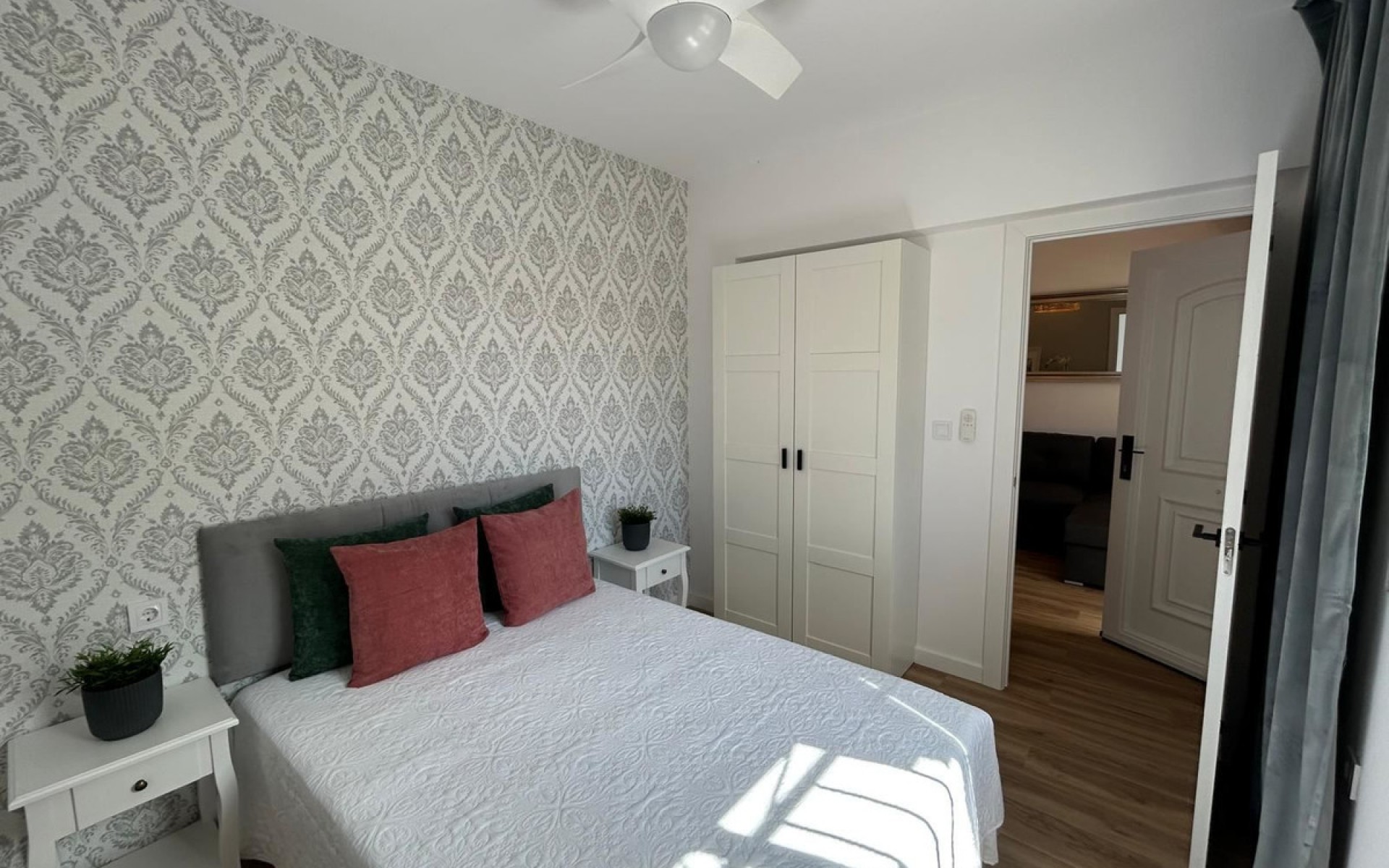 Resale - Townhouse - La Florida