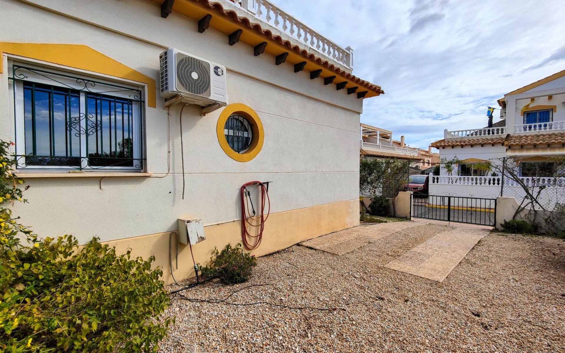 Resale - Townhouse - La Florida