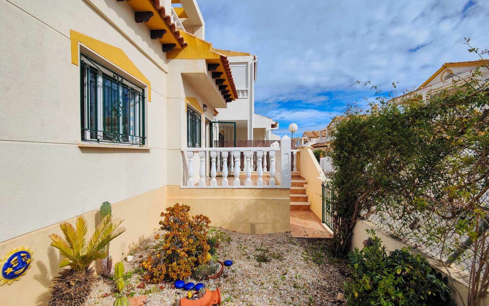 Resale - Townhouse - La Florida