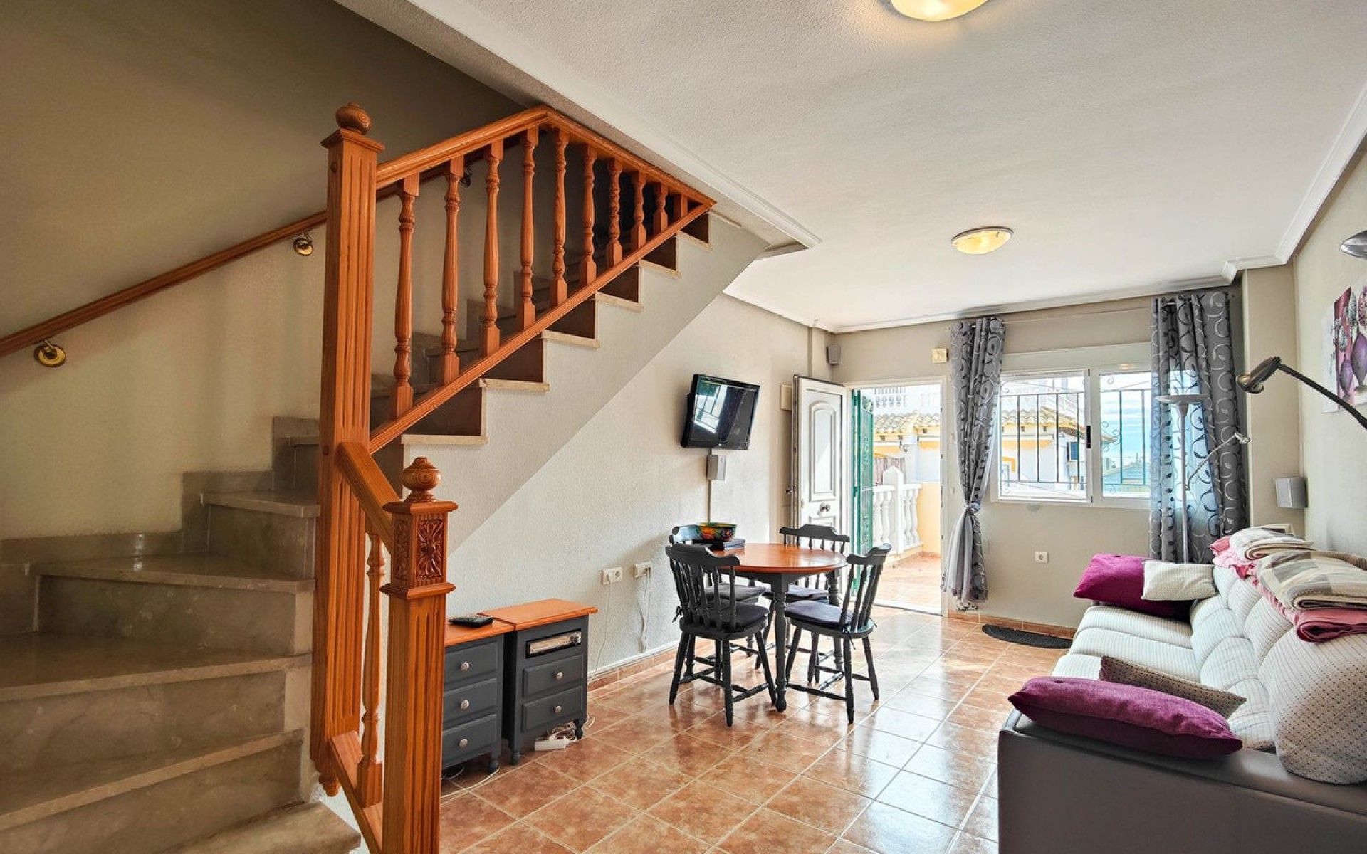 Resale - Townhouse - La Florida