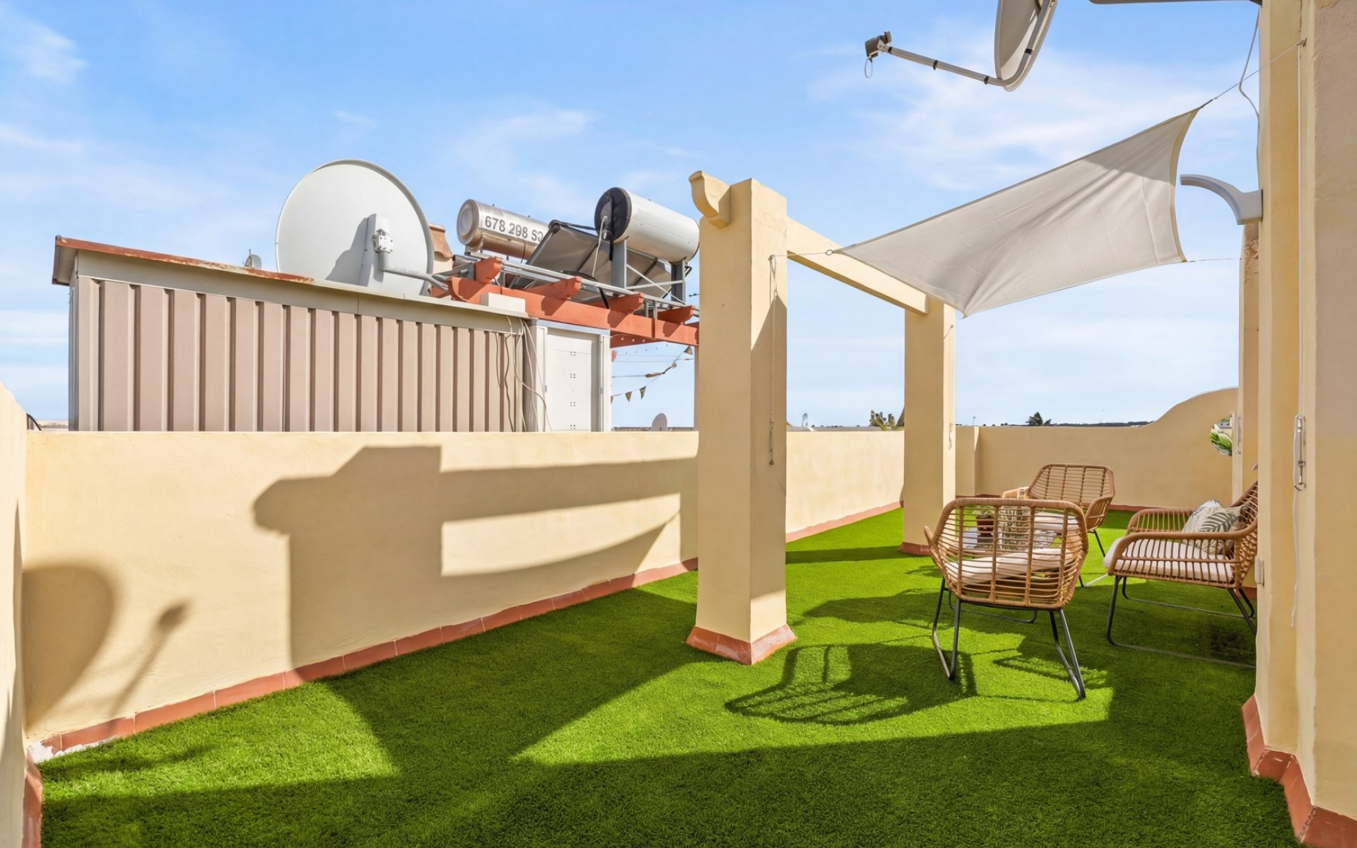 Resale - Townhouse - La Florida