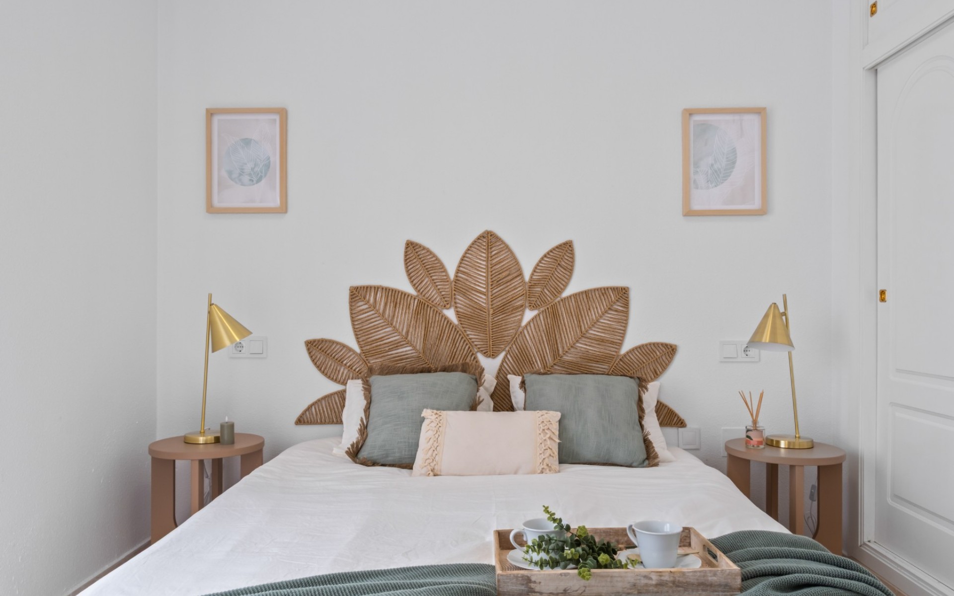 Resale - Townhouse - La Florida