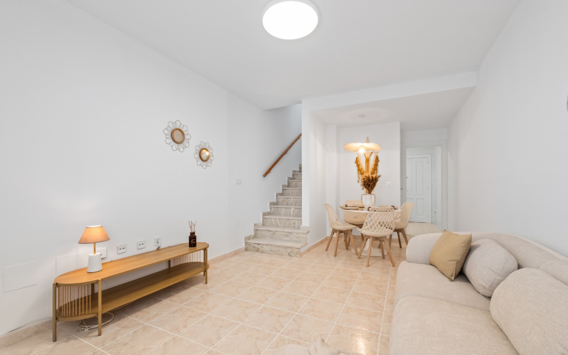 Resale - Townhouse - La Florida