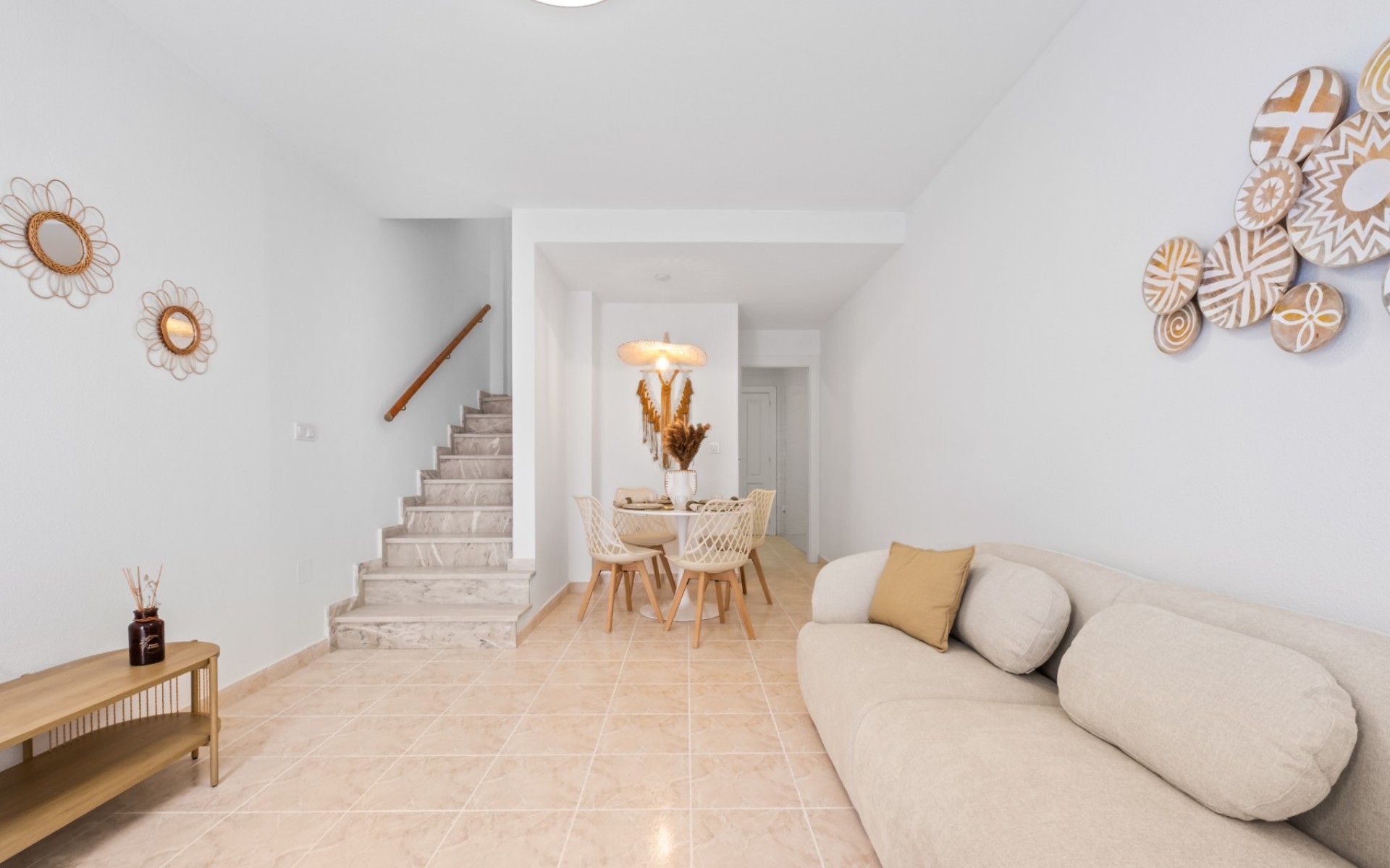 Resale - Townhouse - La Florida