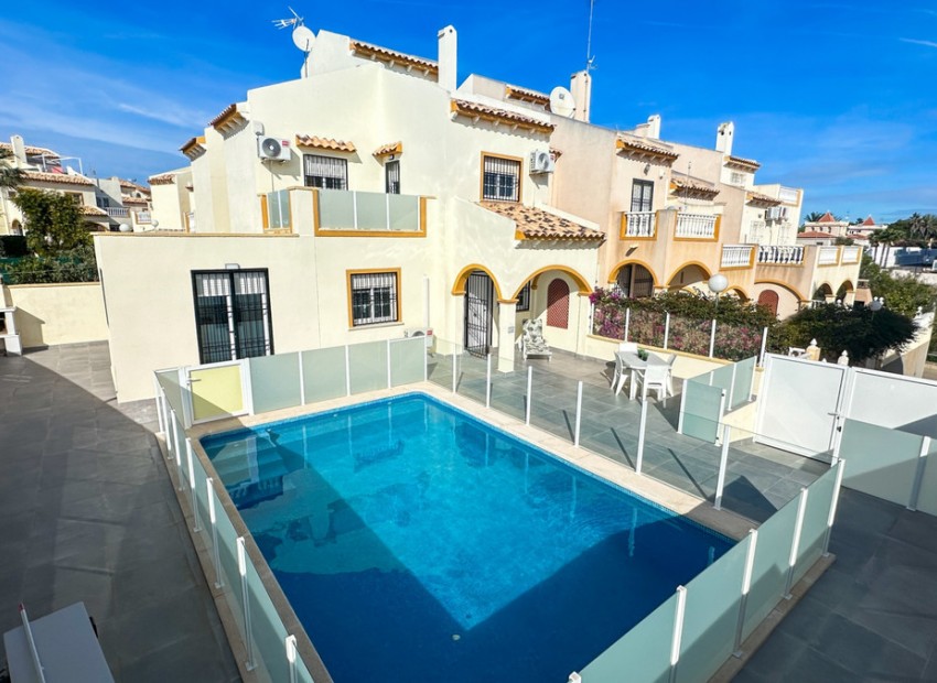 Resale - Townhouse - La Zenia