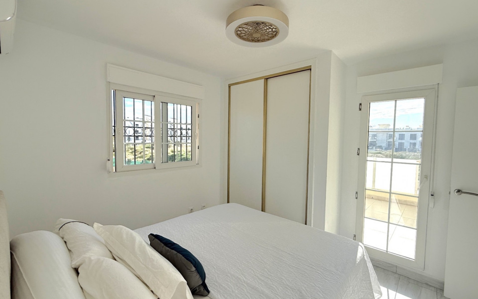 Resale - Townhouse - La Zenia