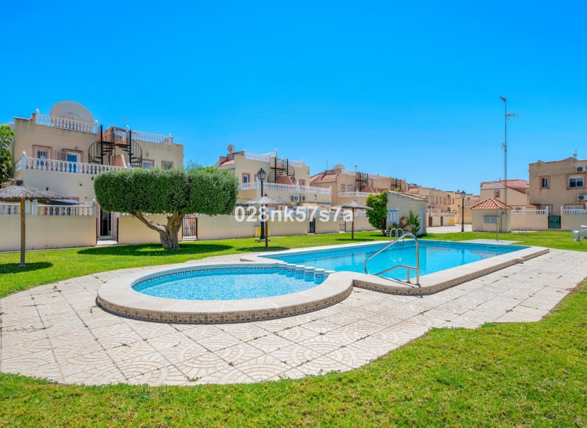Resale - Townhouse - La Zenia
