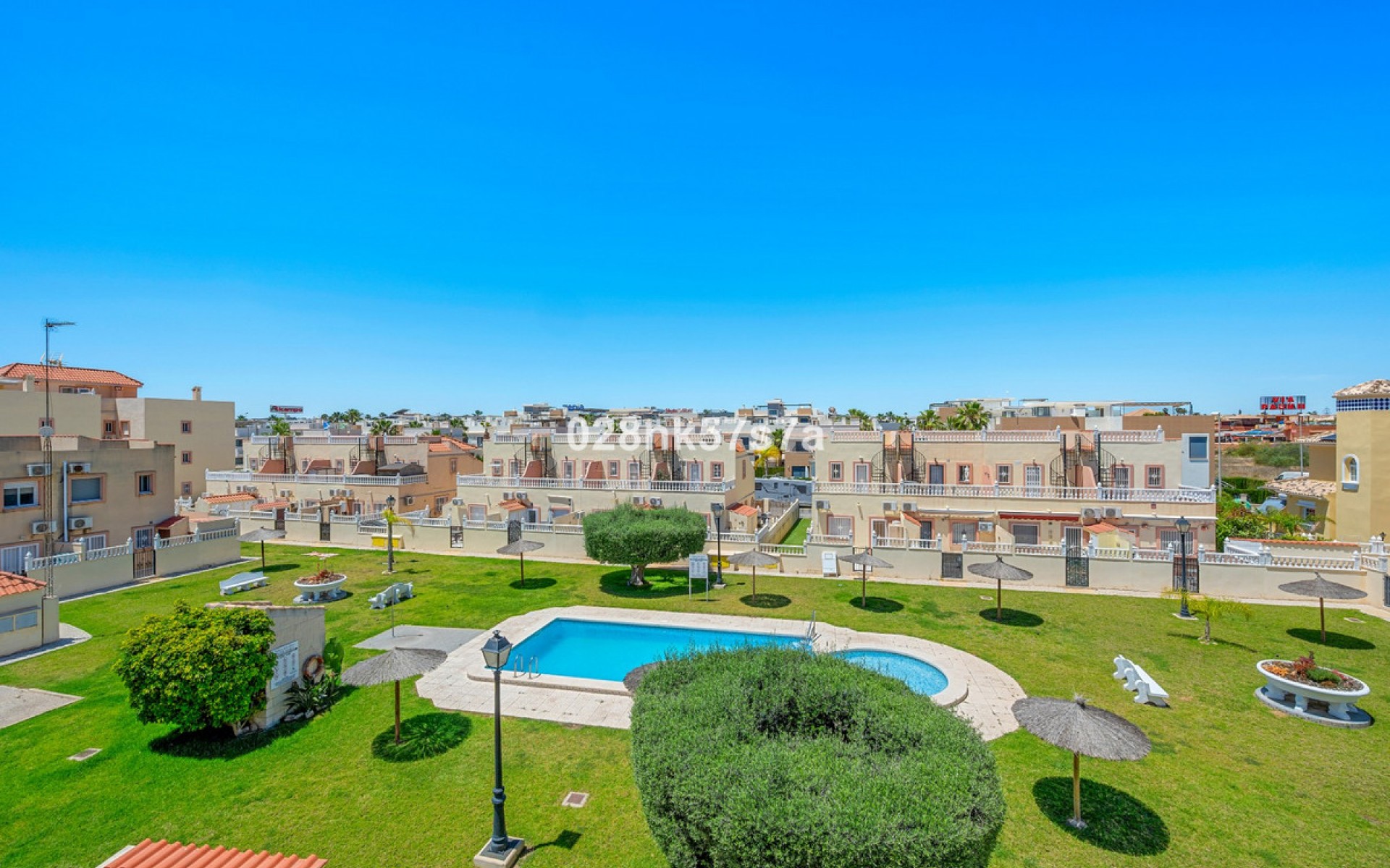 Resale - Townhouse - La Zenia