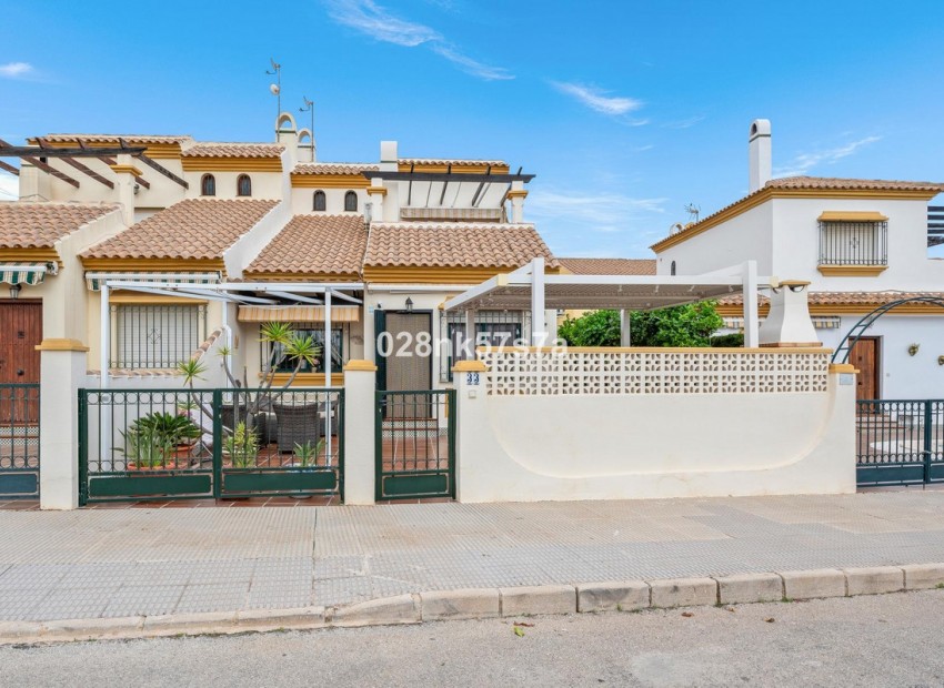 Resale - Townhouse - La Zenia