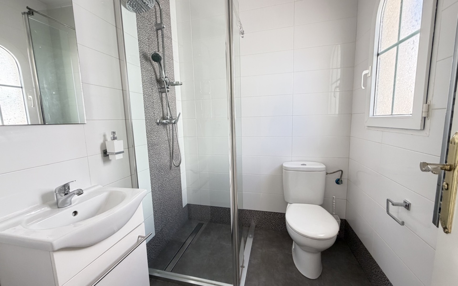 Resale - Townhouse - Las Ramblas