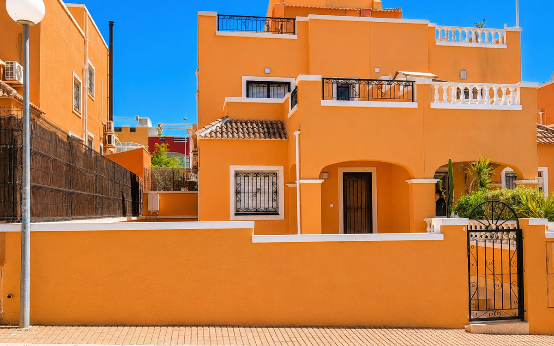 Resale - Townhouse - Los Altos - Dream Hills